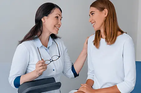 Pacientes en consulta médica por atraso menstrual en Huaral.